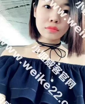 推荐一个小美女小小，推荐一个小美女小小