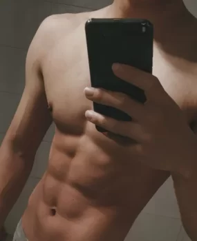 济南市区帅气男模