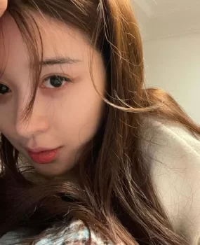 呼和浩特年轻漂亮学生兼职小姐姐，jk汉服诱惑活好花样多